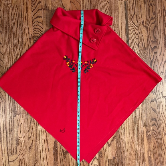 Beautiful red cape made in Hungry by Matyadesign - Picture 8 of 10